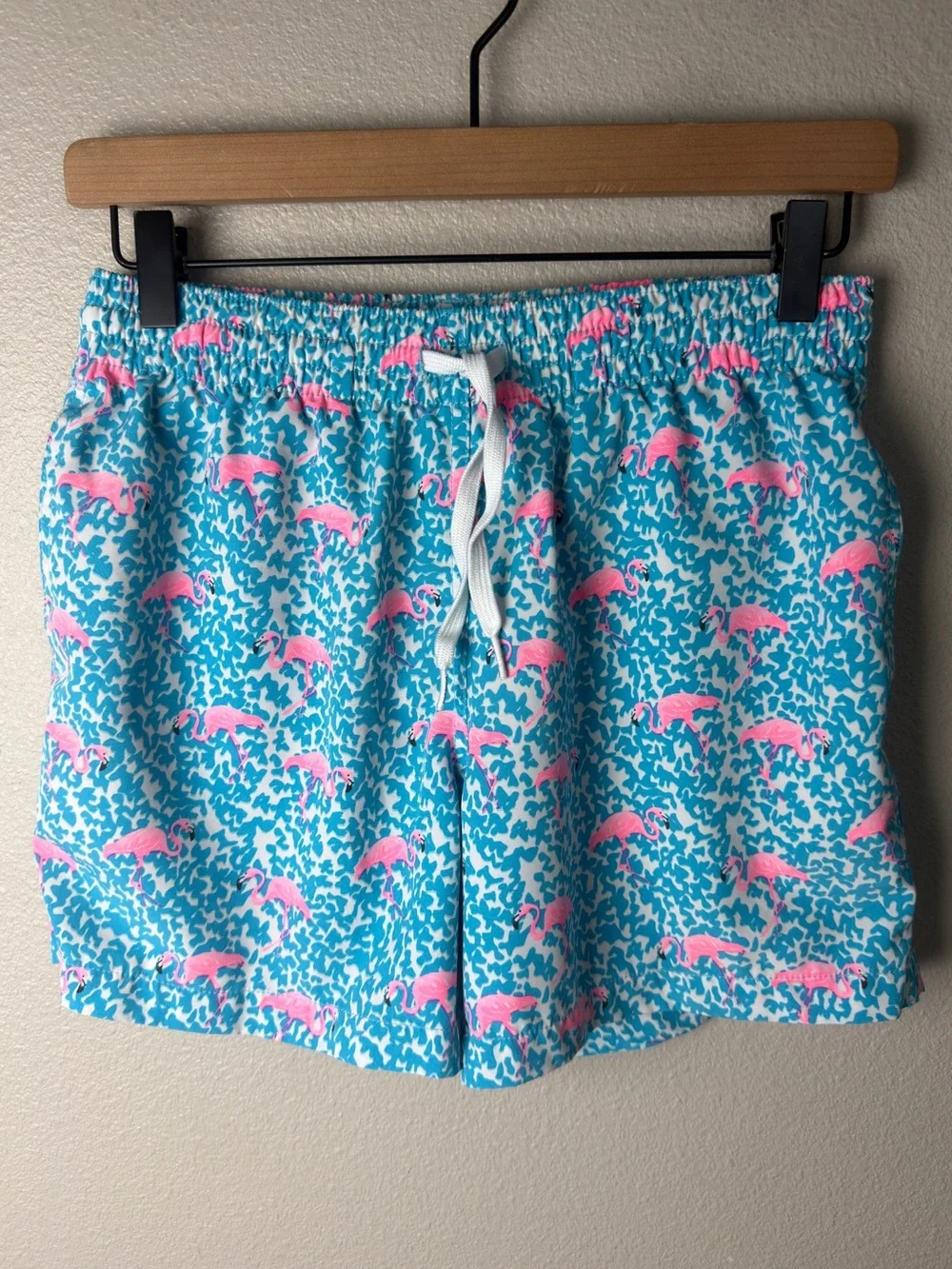 Chubbies Men’s Flamingo Print 5.5” Swim Trunks